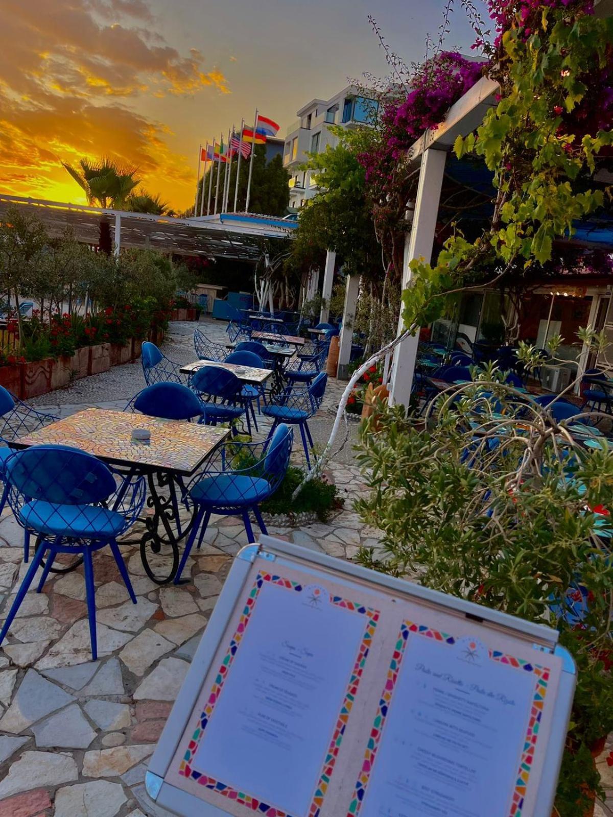 Bougainvill Sunset Villa Saranda Kültér fotó