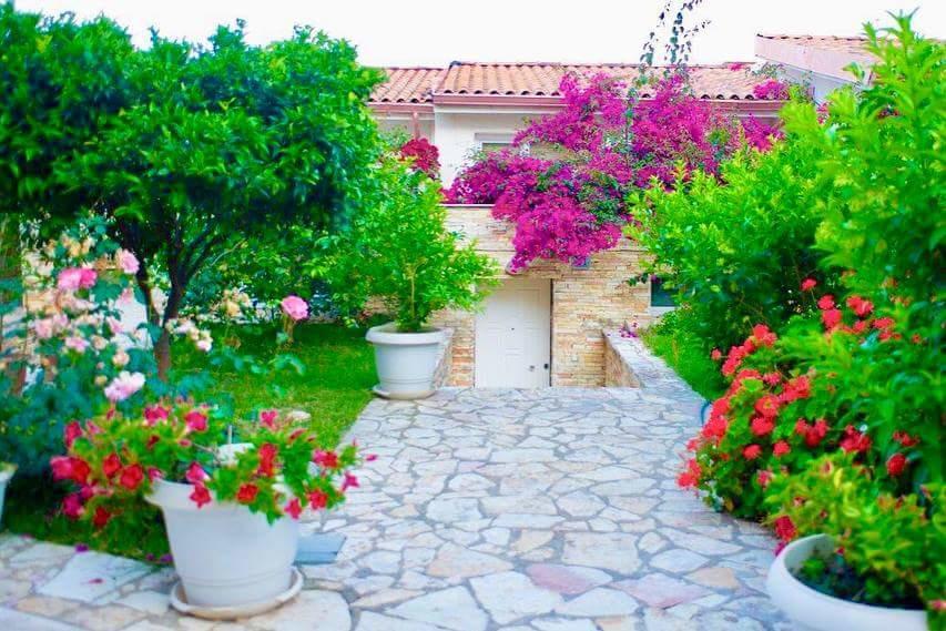Bougainvill Sunset Villa Saranda Kültér fotó
